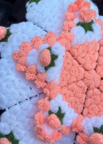 El Yapımı Turuncu Beyaz Çiçekli Örgü lif - Görsel 3