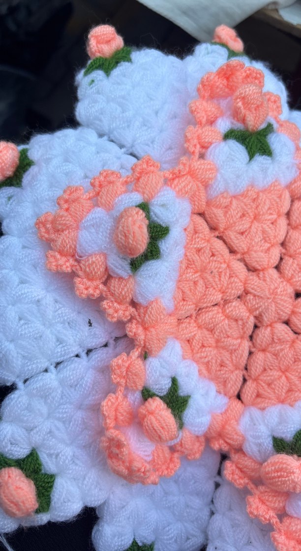 El Yapımı Turuncu Beyaz Çiçekli Örgü lif - Görsel 3