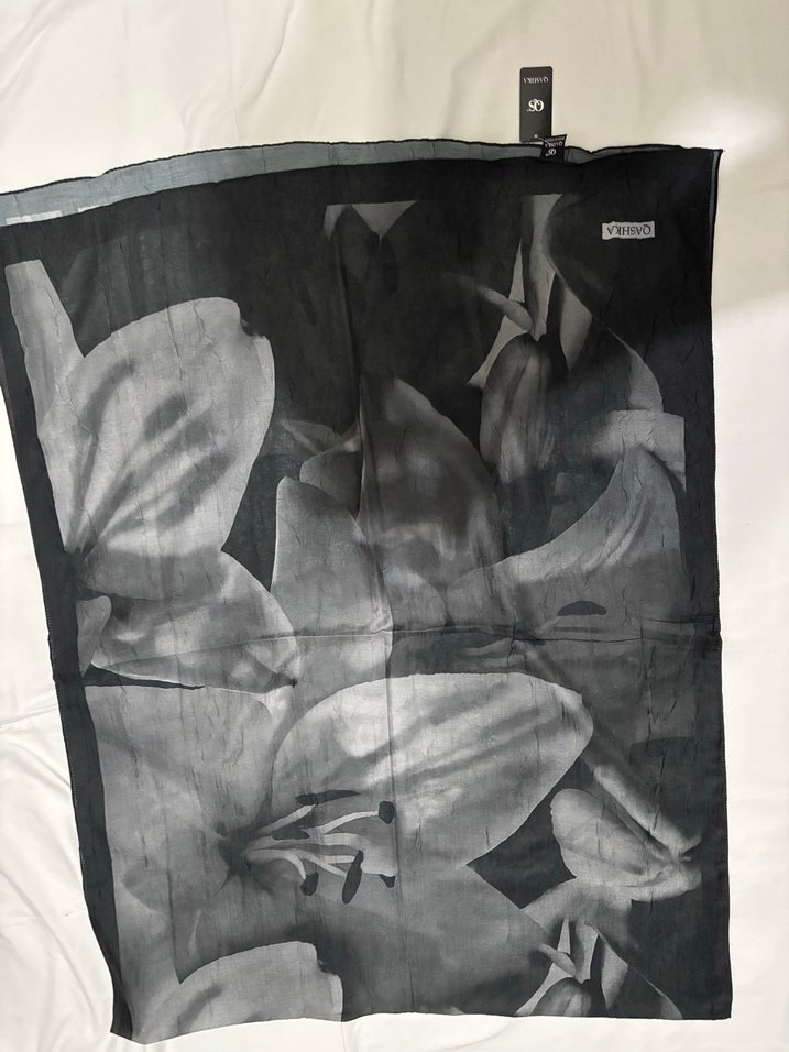 Zambak desenli  Desenli şal - Görsel 3