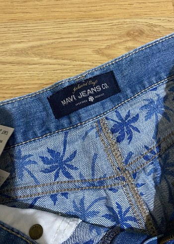 Mavi Parlak Denim Erkek Şort - Görsel 3