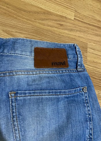 Mavi Parlak Denim Erkek Şort - Görsel 4