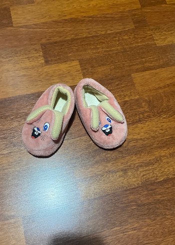 Kız Çocuk Pembe Nakışlı Sıcak Ev Terliği 22/23 numaraya uygun - Görsel 3