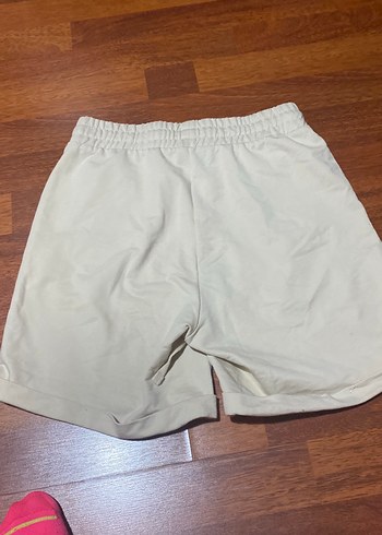 Bej Kadın Mini Rahat Kesim Şort penye kumaştır 
XS beden - Görsel 4