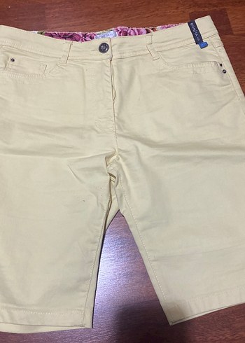 Sarı  Regular Fit bayan Şort 42 beden 
BONİTA MARKA - Görsel 2