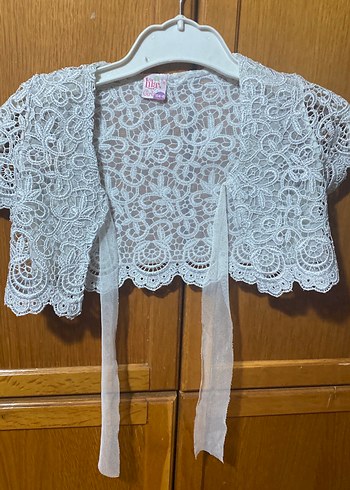 Beyaz Dantelli Kız Bolero 104-4 e göre - Görsel 2