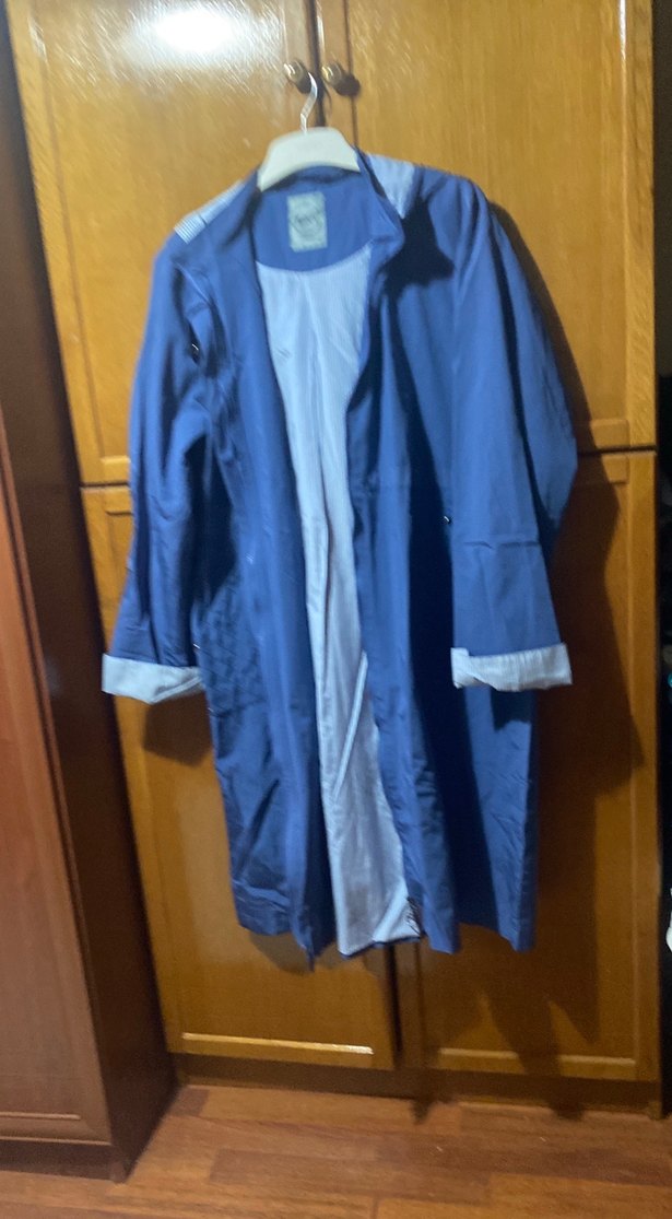 Bayan  Mavi Midi Yağmurluk su geçirmez kumaş 
42 beden kapşonlu - Görsel 2
