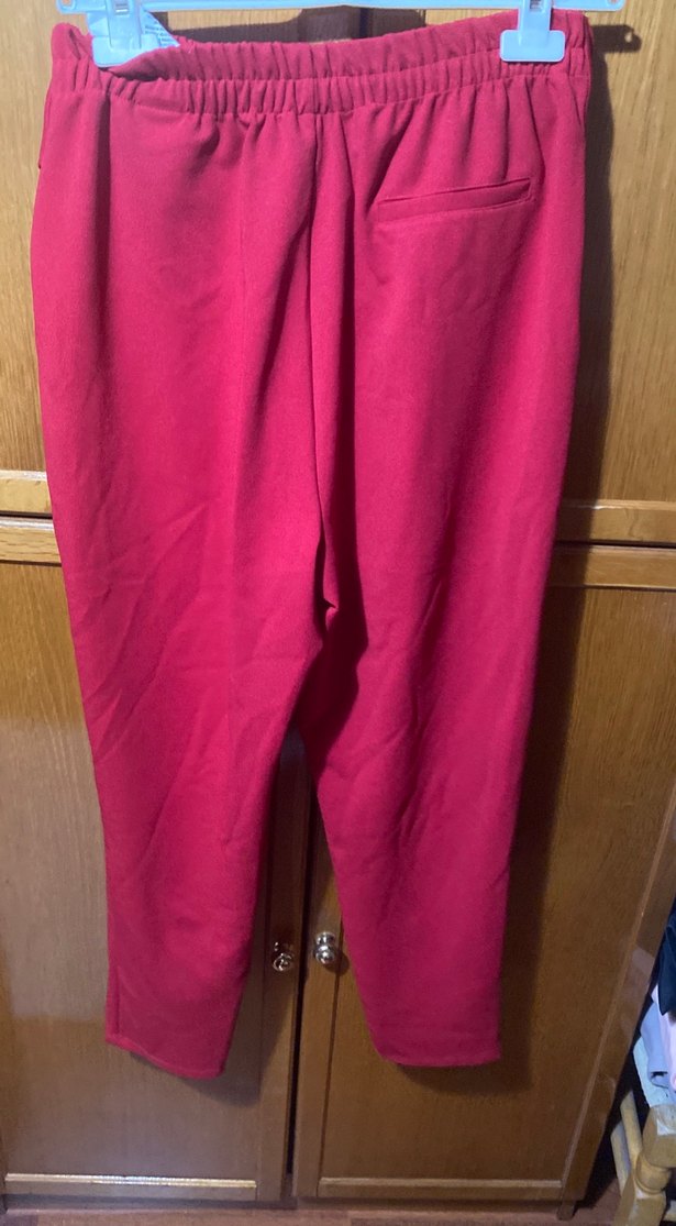 Kemerli Kırmızı Kadın Rahat Pantolon M/ beden
Etiketi üzerinde - Görsel 5