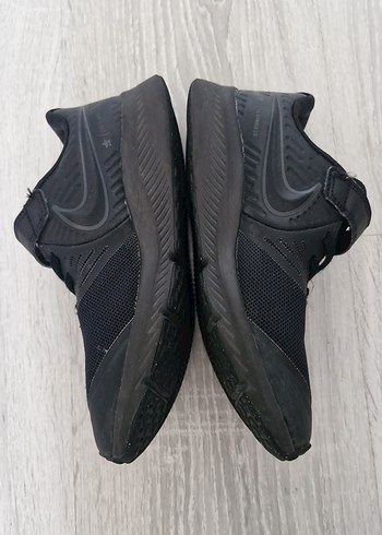 33 Beden Orijinal Nike Siyah Çocuk Spor Ayakkabı