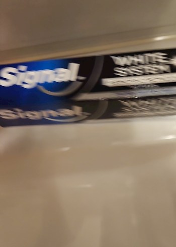 Signal White System Beyazlatıcı Diş Macunu - Görsel 3