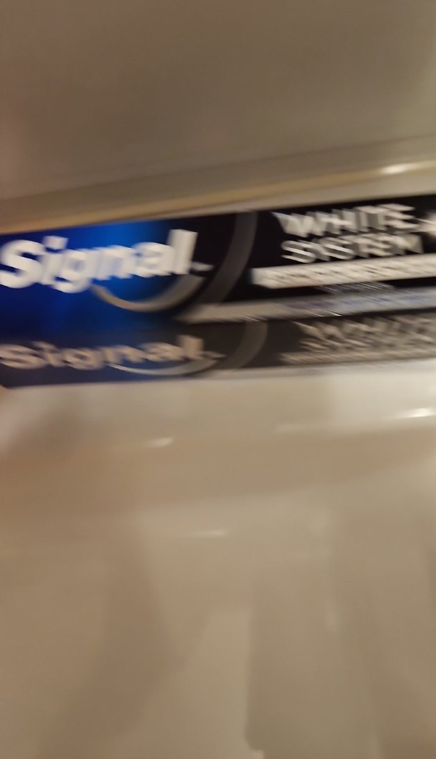 Signal White System Beyazlatıcı Diş Macunu - Görsel 3