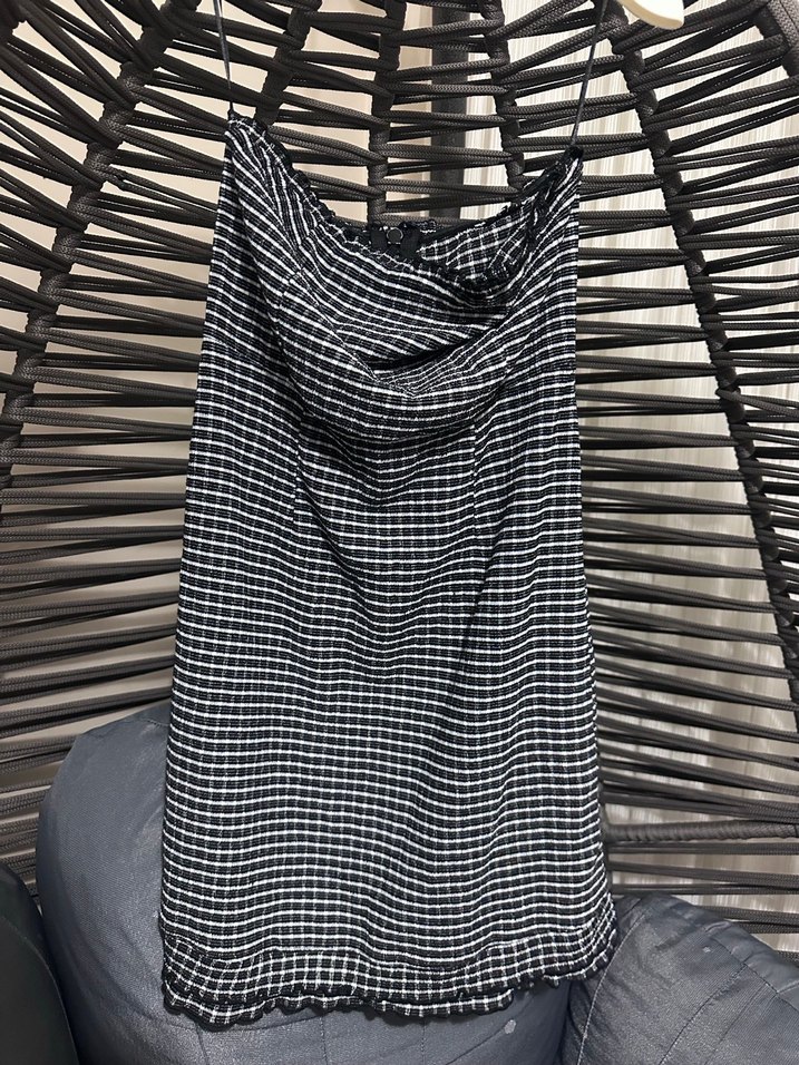 Gri siyah karışımı mini straplez elbise - Görsel 3