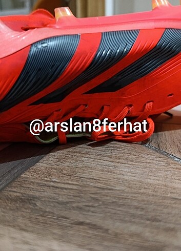 45 Beden Adidas predator