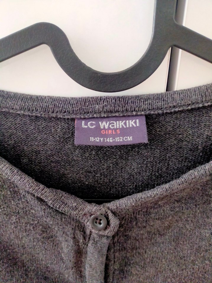 Gri Düğmeli Yün Hırka - Görsel 3