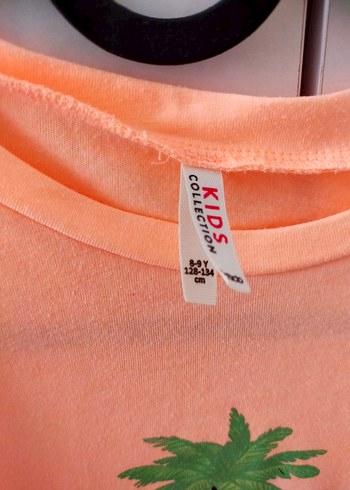 Turuncu Baskılı Kız Tişörtü - Görsel 3