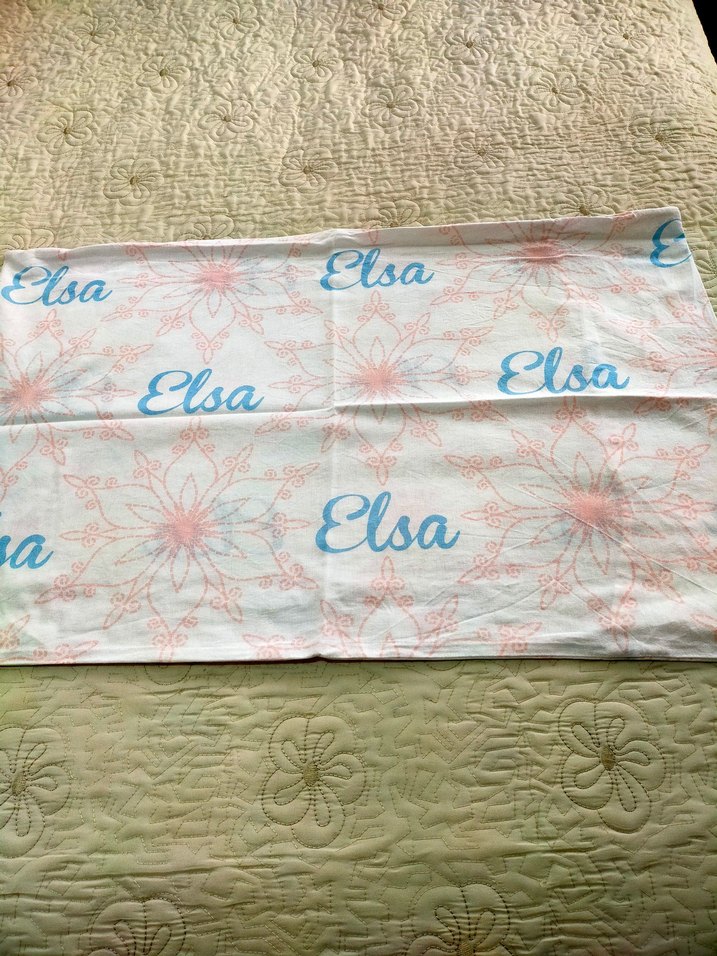 Renkli Elsa ve Olaf Baskılı nevresim ve yastık kılıfı - Görsel 4