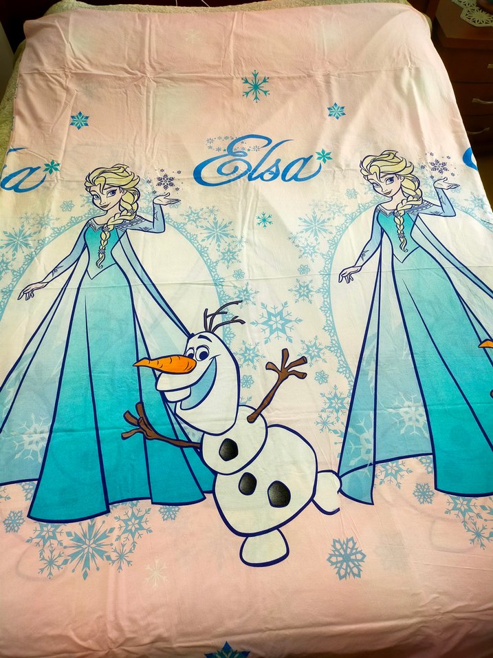 Renkli Elsa ve Olaf Baskılı nevresim ve yastık kılıfı - Görsel 3