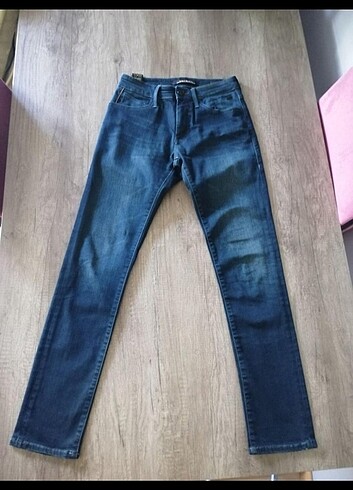 #mavijeans#black model#28-32