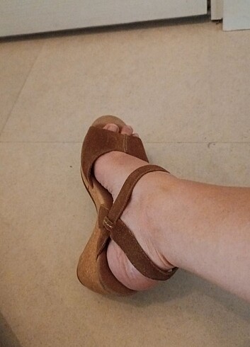 38,5 Beden #Clarks #süet #sandalet #ayakkabı#38.5#39#dolgu topuk