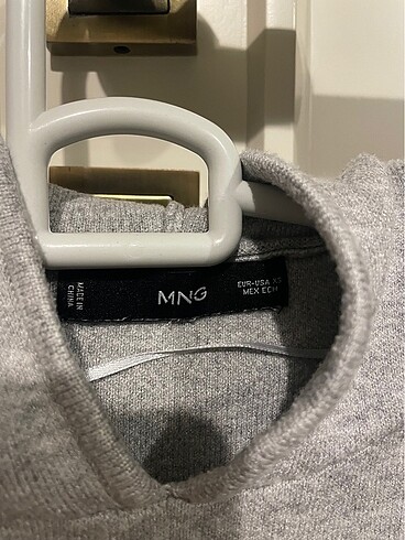 Mango Mango Sweatshirt