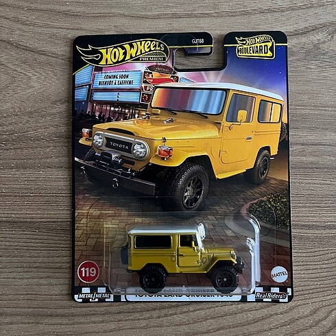  Beden Renk HotWheels Premium Boulevaed Set