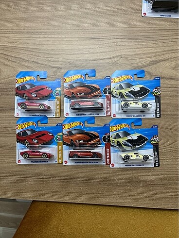 HotWheels Regular araba