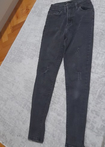 Gri Kadın Kot Pantolon Kürklü Detaylı - Görsel 2