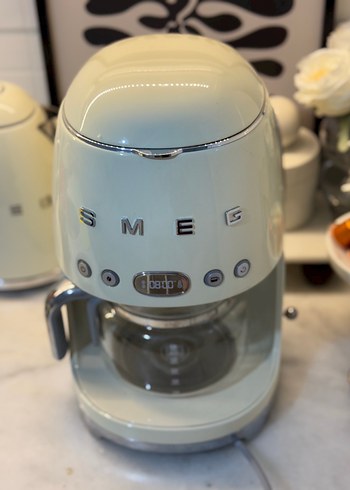 Beden Renk Krem SMEG Kahve Makinesi