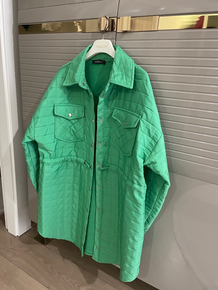 Benetton yeşili mevsimlik ceket - Görsel 2