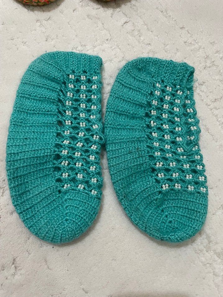 Renkli Kadın Örgü Ev patikerli - Görsel 2