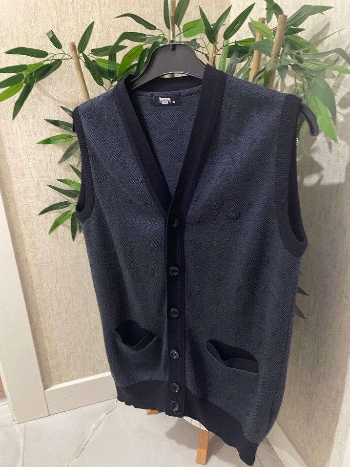 Erkek  V Yaka Örgü Kolsuz Gri Yelek - Görsel 2