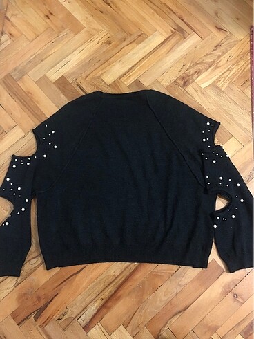 l Beden siyah Renk M/L beden Fame İstanbul triko kazak