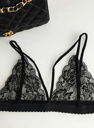 Diğer Senenin moda dantel detaylı bralettesi .yeni ve paketli üründü.t