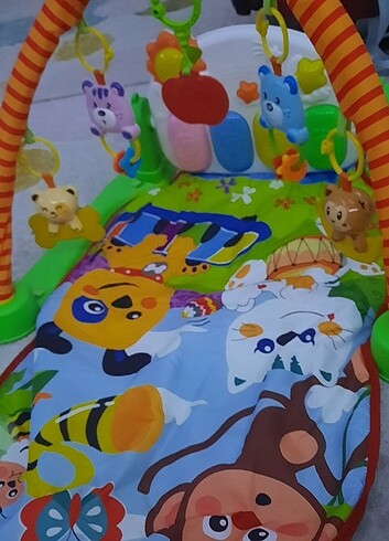 Beden Renk Muzikli piyanolu oyun halisi
