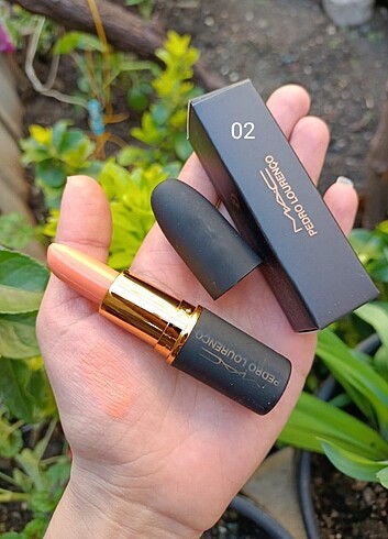 Lipstick 