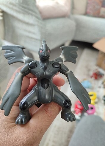 Pokemon fıgur patentli