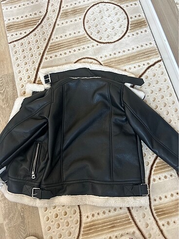 m Beden siyah Renk Pull&bear mont