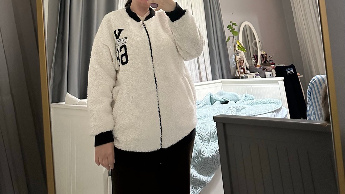 Beyaz Fermuarlı Rahat Kadın Ceket - Görsel 4