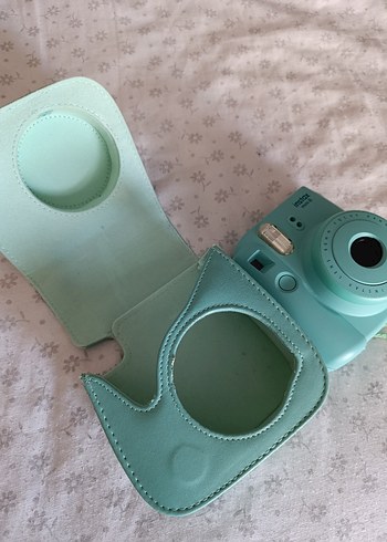 Fujifilm Fujifilm İnstax mini 8 Kamera ve Kılıfı