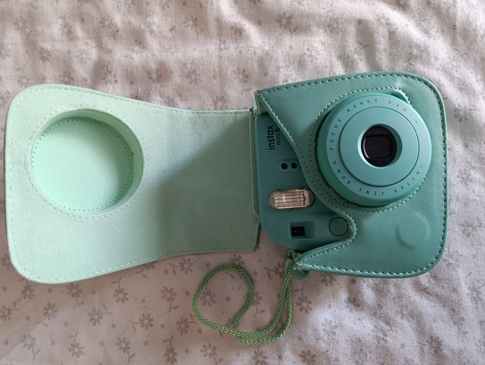 Fujifilm İnstax mini 8 Kamera ve Kılıfı - Görsel 3