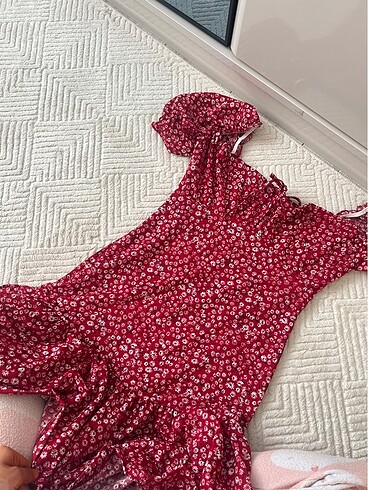 Çiçekli mini elbise