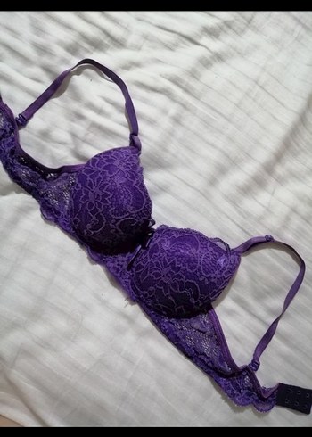 Mor Dantel Detaylı Sütyen 75B - Görsel 4