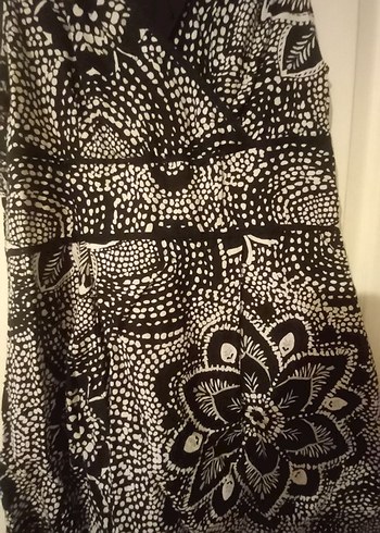 Siyah V Yakalı Bohem Desenli Midi Elbise - Görsel 2