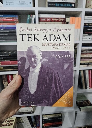 Tek Adam 3.cilt -Şevket Süreyya Aydemir