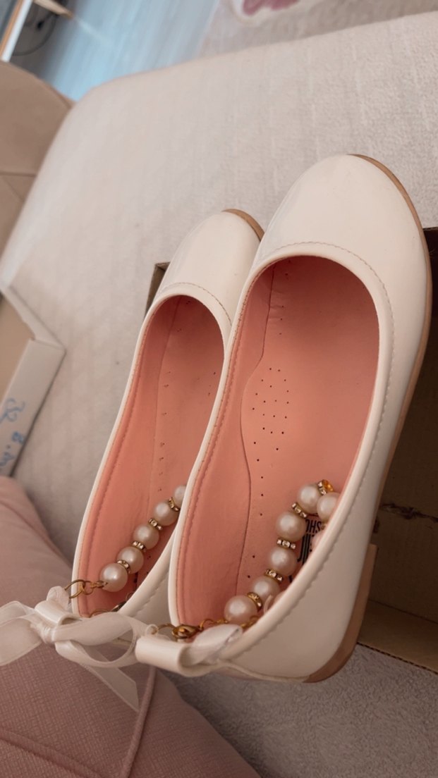 Kız Çocukları İçin Beyaz Fiyonklu Babet - Görsel 3