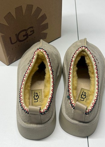 37 Beden UGG Gri Süet Kadın Dolgu Topuk Terlik