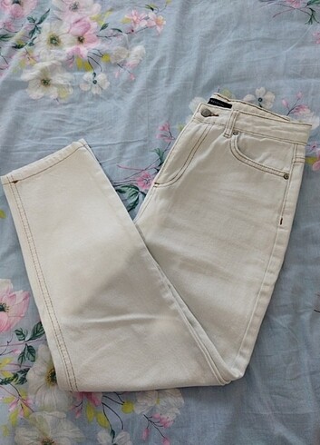 Trendyolmilla ekru mom jean 
