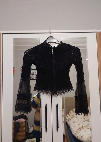 Dantel Detaylı Siyah Gotik Bluz - Görsel 4