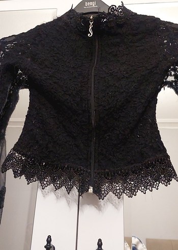 Dantel Detaylı Siyah Gotik Bluz - Görsel 5