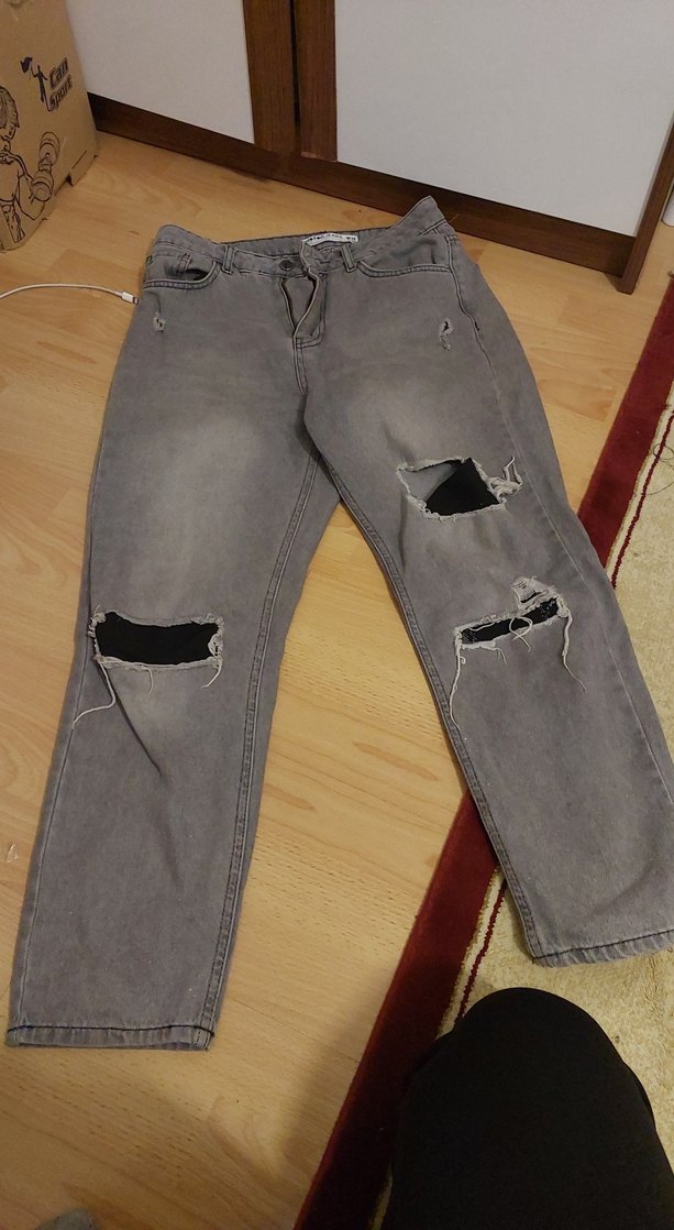 Gri Yırtık Bol Kesim Kadın Kot Pantolon - Görsel 2