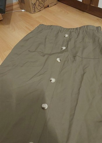 Düğmeli Bej Midi Kadın Etek - Görsel 2